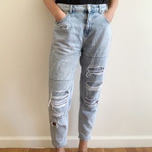 Pull&Bear Distressed Jeans